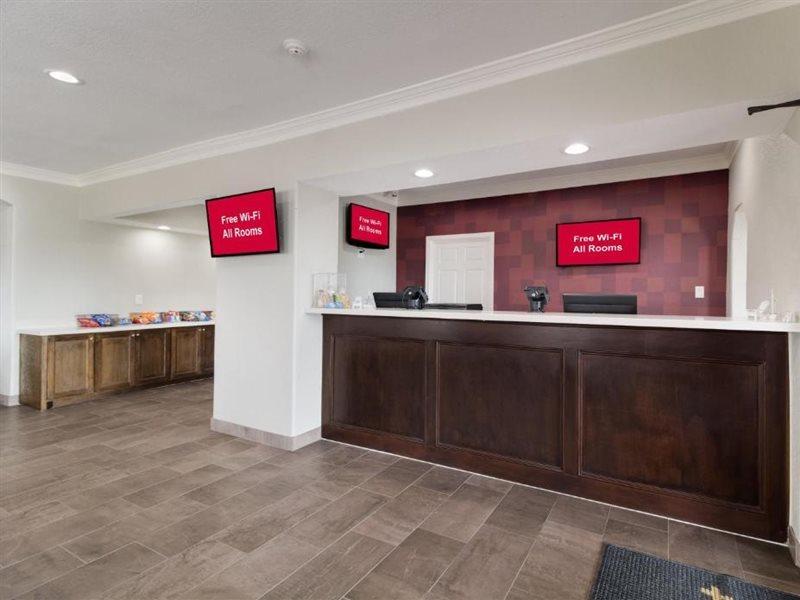 Red Roof Inn Plus + Galveston - Beachfront Exterior photo