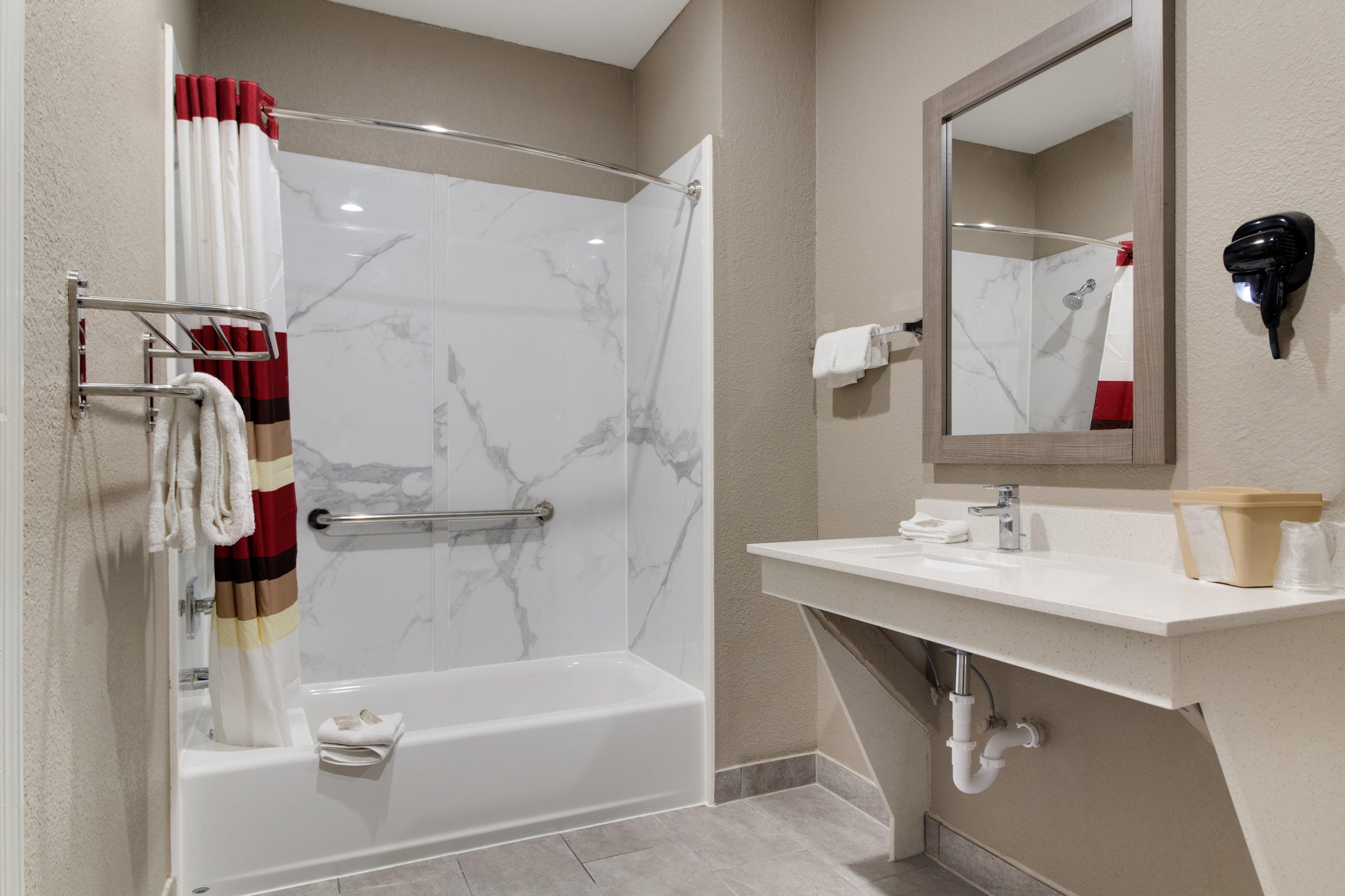 Red Roof Inn Plus + Galveston - Beachfront Exterior photo